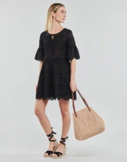 Betty London Vebelle -Desgue Winkel 19171690 500 C