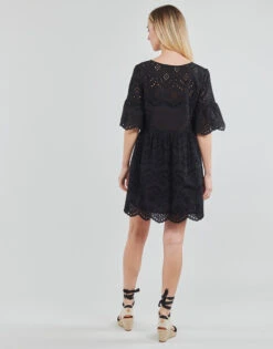 Betty London Vebelle -Desgue Winkel 19171690 500 D