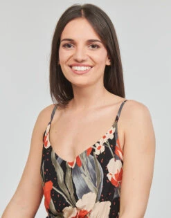 Betty London Jira -Desgue Winkel 21808855 500 E