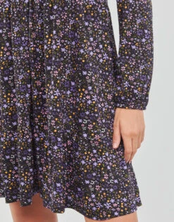 Esprit Cve Aop Crepe D -Desgue Winkel 23153585 500 E