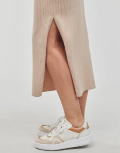 Moony Mood Joony -Desgue Winkel 24509175 500 E